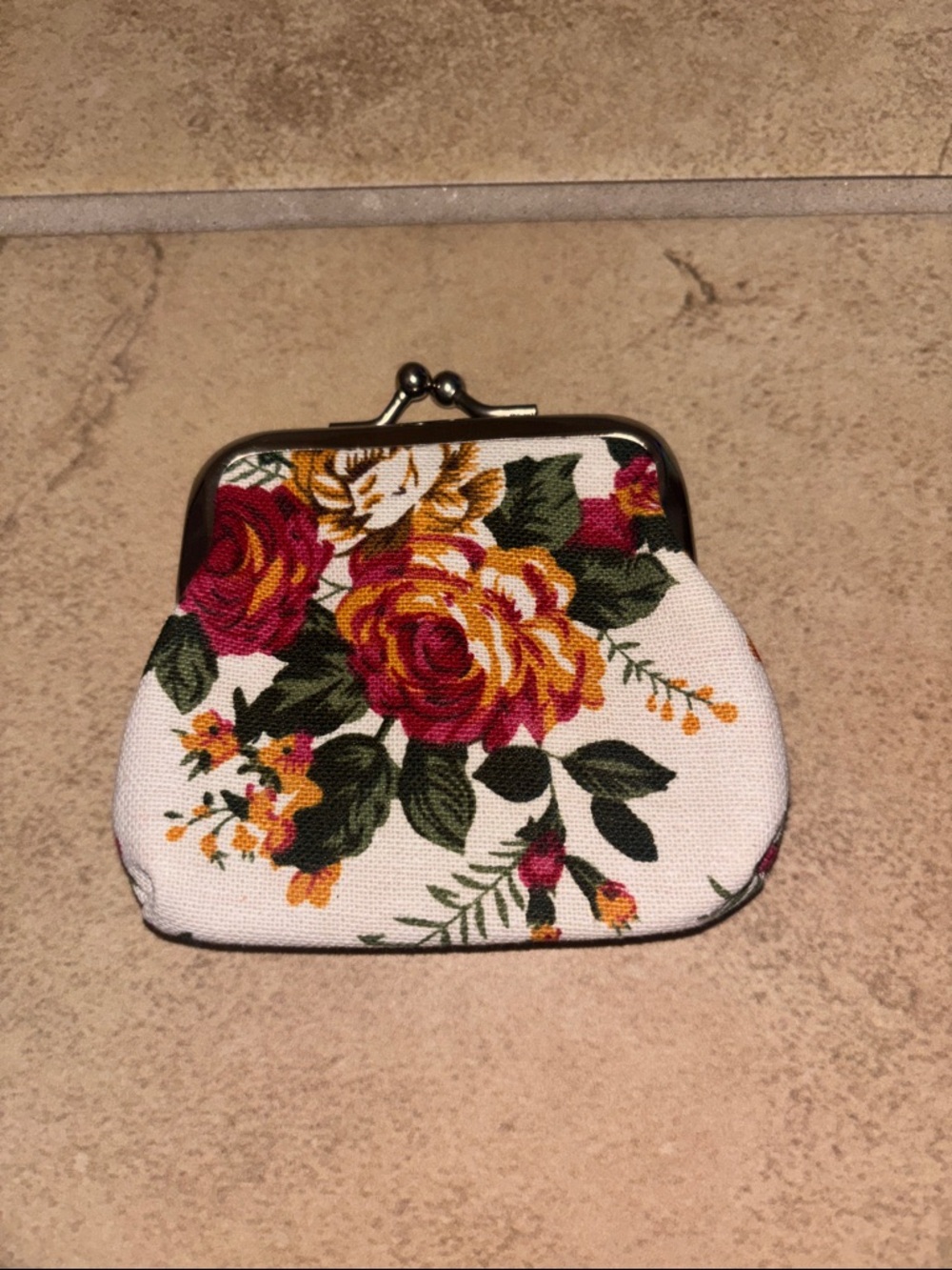 Floral Kiss-Lock Coin Purse - White with Rose Print